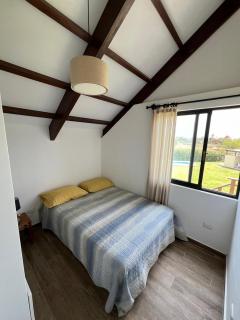 Cozy Home with Huge Lawn and Pool - WiFi - Chincha Baja - 5