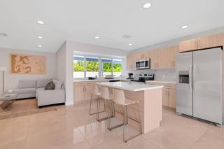 Pool Home with GameRoom & Concierge - Hollywood - 1