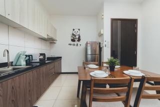 Molek Regency Studio ChicStay 4pax Bathtub Balcony by Our Stay - Johor Bahru - 1