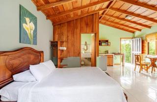 Montefresco Boutique Hostel - Monteverde Costa Rica - 1