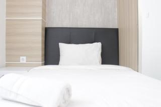 Studio No Kitchen Apartment The Lodge Paskal near BINUS University By Travelio - Bandung - 9