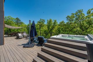 Luxurious Retreat! Private Creek View, Hot-tub, Pool - Hot Springs - 8