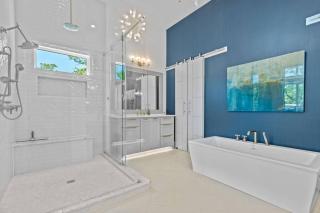 Luxurious Retreat! Private Creek View, Hot-tub, Pool - Hot Springs - 4
