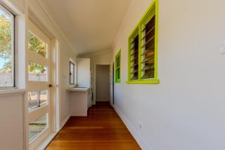Cute, Comfy, Family and Pet friendly - 1