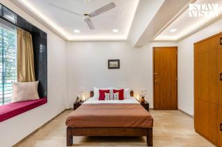 StayVista at Advay Villa with Pool & Lawn - Nashik - 4