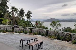 Overlooking Taal Lake and Nature Vibe Staycation - 6