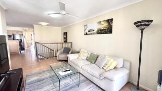 Breakers 5 - 3, 18 - 20 Pacific Pde - 7