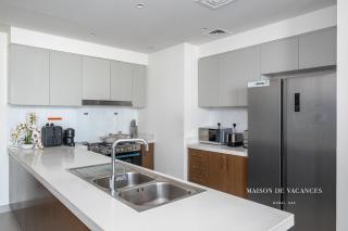 Three Bedroom in Downtown with Burj Khalifa View - 8