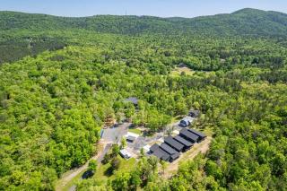 Modern Cabin Oaklawn in 10 min Private Patio - Hot Springs - 5