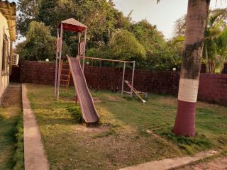 Nargis Farm Resort - 9
