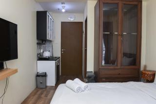Nice and Cozy Studio at Tifolia Apartment By Travelio - 3