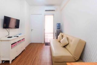 Comfort and Simple 2BR at Pakubuwono Terrace Apartment By Travelio - Yakarta - 1