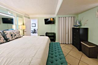 Pirates Cove Condo Unit #715 - Daytona Beach Shores - 3