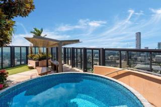 2B1B w Parking, Pool, Gym, Sauna in South Brisbane - 2