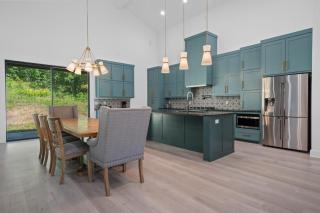 Modern Retreat 10 min-Oaklawn BBQ grill Pavillion Kids playground - Hot Springs - 8