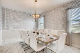 Last Minute Disney Getaway! Private Pool, Hot Tub & Games Room. Book Now! #43319 - Kissimmee - 4