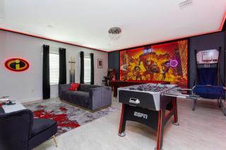 Last Minute Disney Getaway! Private Pool, Hot Tub & Games Room. Book Now! #54345 - Kissimmee - 1