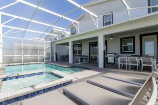 Last Minute Disney Getaway! Private Pool, Hot Tub & Games Room. Book Now! #54345 - Kissimmee - 0