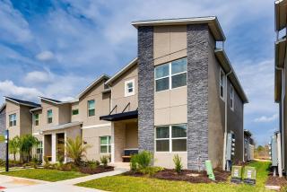 Last Minute Disney Getaway! Private Pool, Hot Tub & Games Room. Book Now! #43329 - Kissimmee - 1