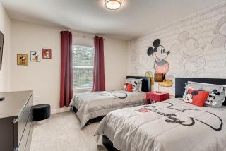 Last Minute Disney Getaway! Private Pool, Hot Tub & Games Room. Book Now! #43295 - Kissimmee - 2