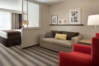 Country Inn & Suites by Radisson, Indianola, IA - Indianola - 8
