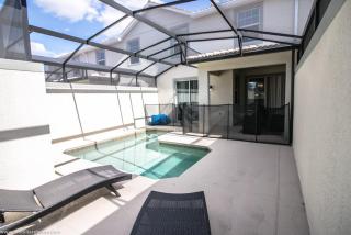 Last Minute Disney Getaway! Private Pool, Hot Tub & Games Room. Book Now! #43243 - Davenport - 0