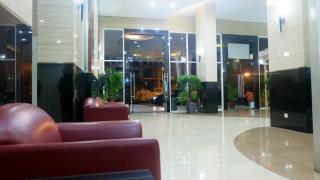 Homey and Cozy Living Studio at Pakubuwono Terrace Apartment By Travelio - Jakarta - 7