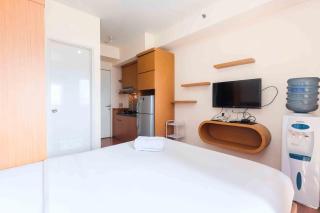 Homey and Cozy Living Studio at Pakubuwono Terrace Apartment By Travelio - Jakarta - 6