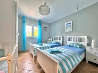 Apartment Didi with private garden, close to the Krk center - 2