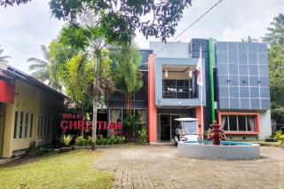 RedDoorz at Wale Christian Minahasa Utara - Kema - 8