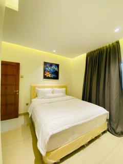 Villa Imperial Silver Puncak - 9