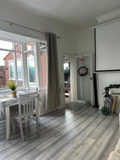 Beautiful home in central Bishop Auckland town - 9