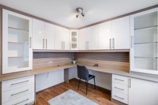 Cherry Banks 5 Bedroom and 3 Bathroom House - Bristol - 5