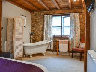 Barn End - Pooley Bridge - 1