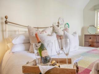 Uk44006 - Secret Cottage - Kimbolton - 2