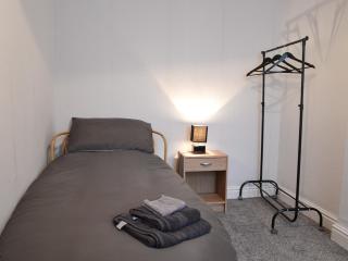 Quarry Cottage - Bethesda - 2