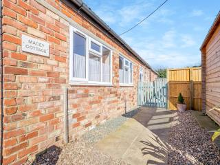 Maceys Cottage - Uk42146 - North Somercotes - 0