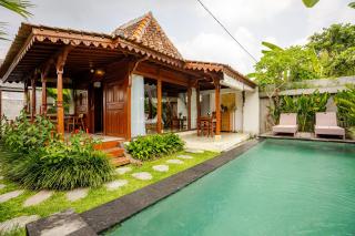 Villa Pipi - Serenity Semi Wooden Private Pool Villa in Ubud - Ubud - 0