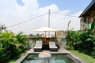 Serene Wooden House - 1BR Villa Close to Beach - Munggu - 4