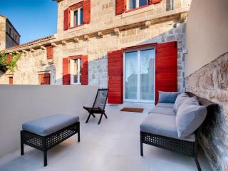 Stylish Holiday Home Vis Center - Vis - 7