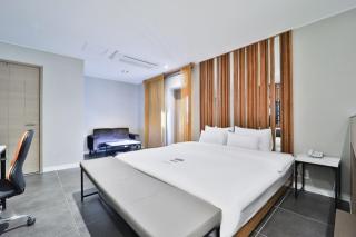 Wolgot Hotel Yeon - Sandwi - 6