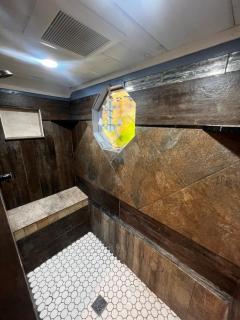 Herbal Essence, 420&Pets Yes - Gatlinburg - 6