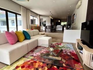 Elegant and stylish Camps Bay villa-NEW LISTING!!! - Cape Town - 7