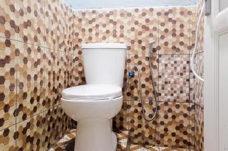 RedDoorz at Hotel Island Bengkulu - Bengkulu - 4