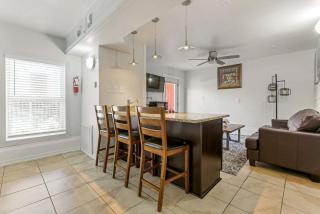 Stylish 4BR Condo in Downtown by Hosteeva - New Orleans - 5