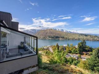 Nice Lake View Retreat - Queenstown - 5