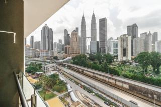 Legasi KgBharu PS4 KLCC View Next To KLCC & Train - Kuala Lumpur - 0