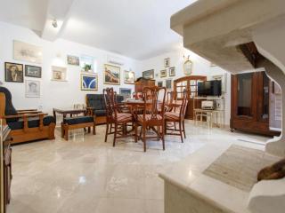 Coastal Charm Holiday Home - 2