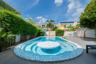 Family 3BR Villa Platinum, Private Pool, Gated Residence, in middle of Naiharn and Rawai Beach - Rawai Beach - 0
