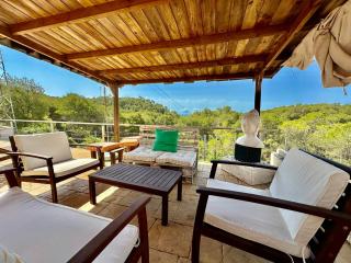 Mima house with a view and Pool by HLCLUB Agency - Canyelles - 0